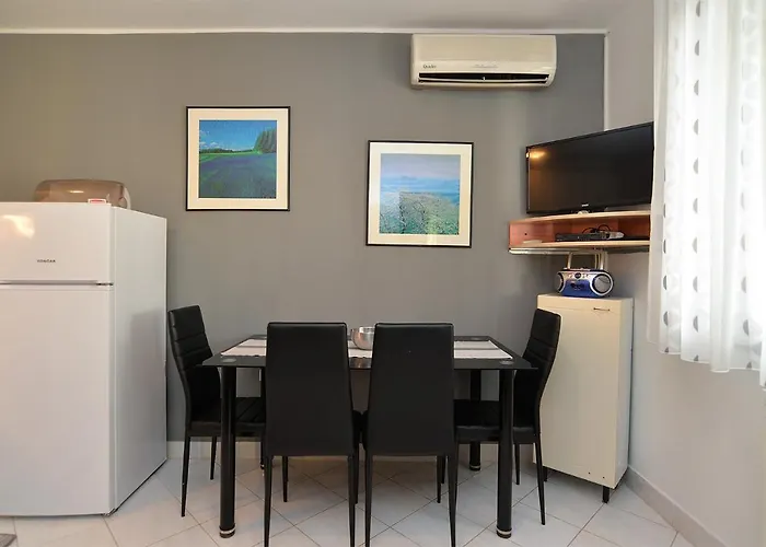 Mario 2060 Apartman Pula
